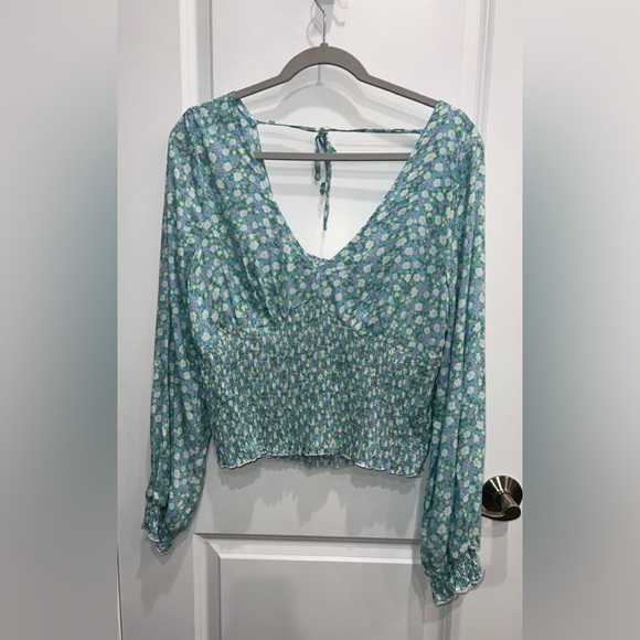 BKK Chance Floral Smocked Peasant Crop Top Size XL - Picture 1 of 7